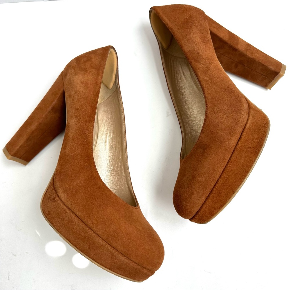 Stuart Weitzman Strongswoon Suede Platform Pump 6… - image 1